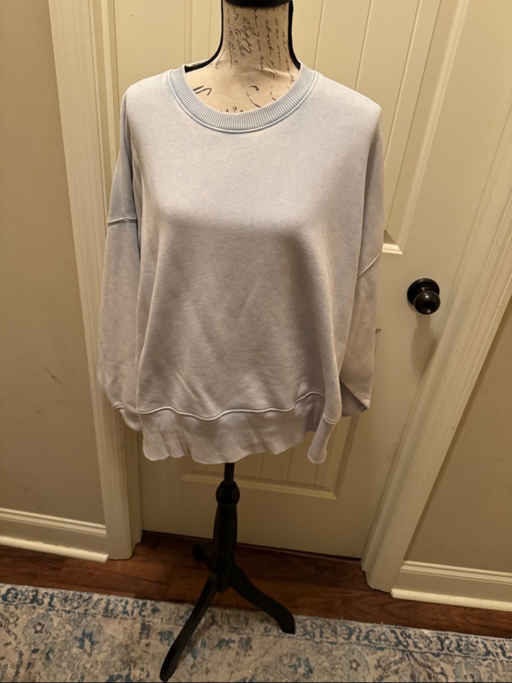 American Eagle Outfitters Oversized Light Blue Crewneck Sweatshirt